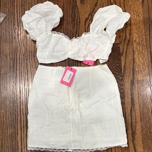 Edikted White Crop top set